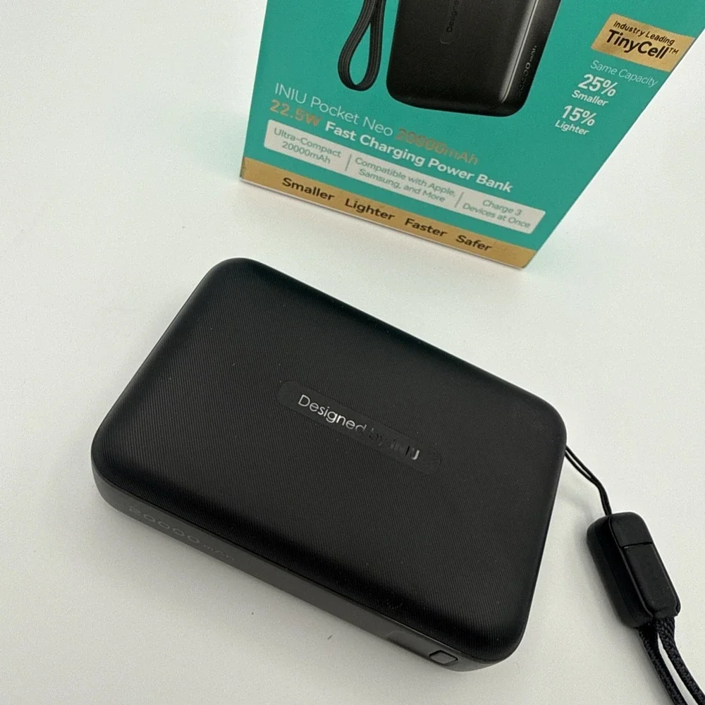 Lot of 2 INIU Portable Charger PowerPaw 10000mAh 22.5W Fast Charging Power Bank